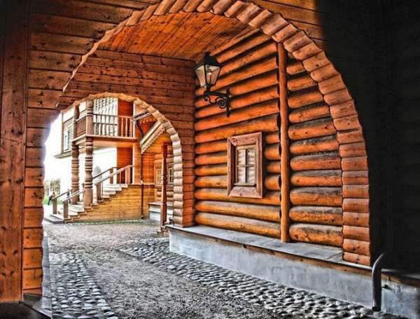 Деревянный дворец царя Алексея Михайловича в Коломенском 