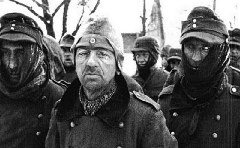 Почему советские войска до Сталинграда не могли окружить немцев