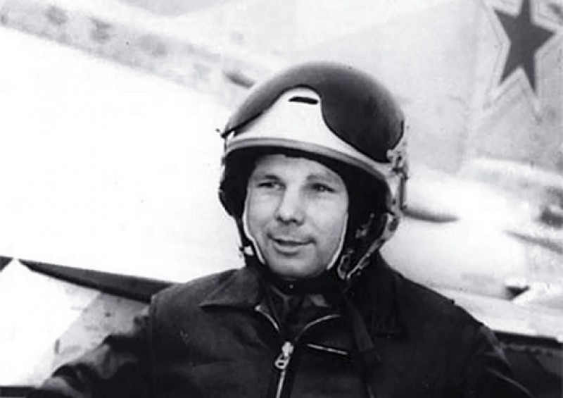 первый космонавт Земли Ю.А. Гагарин