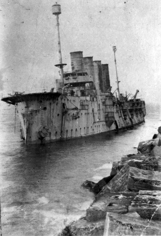 Броненосный крейсер Громобой, аванпорт Лиепаи (Литва), ноябрь 1922 года
