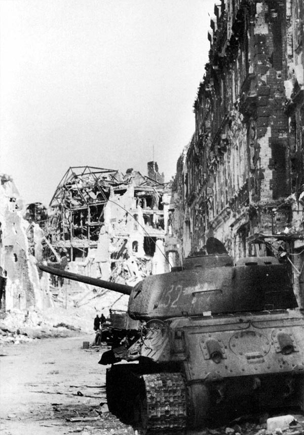 Разрешеный Берлин 1945 год
