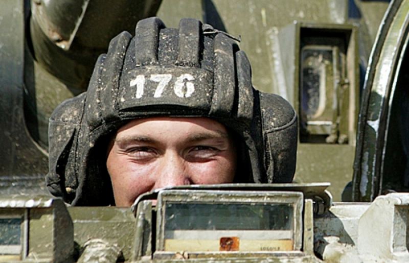 История шлема танкистов в СССР