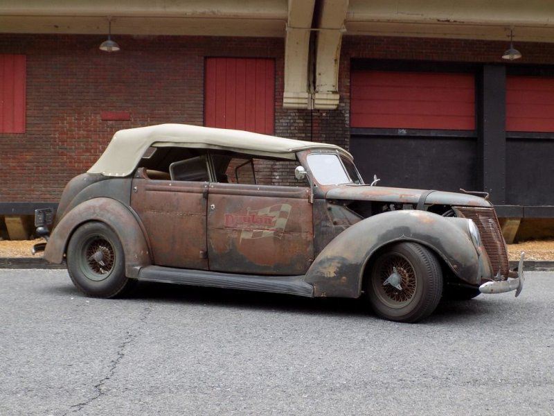 Восстановленный Ford Phaeton 1937 для SEMA