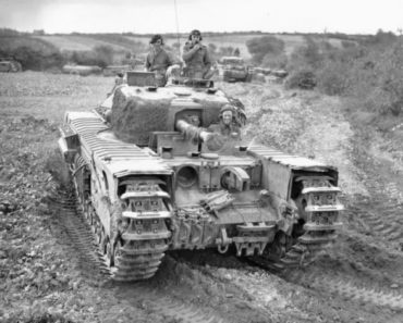 «Черчилль»: как английский танк спасал жизни красноармейцам