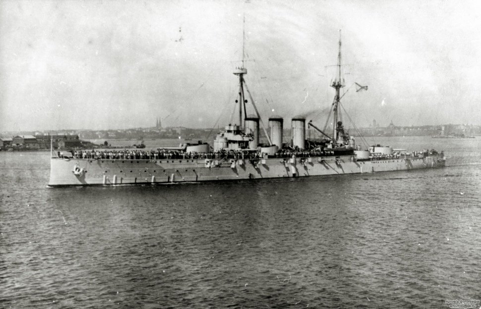 Крейсер Рюрик был заложен 19 мая 1890 года, спущен на воду 22 октября 1892 года, введён в состав флота 16 октября 1895 года.