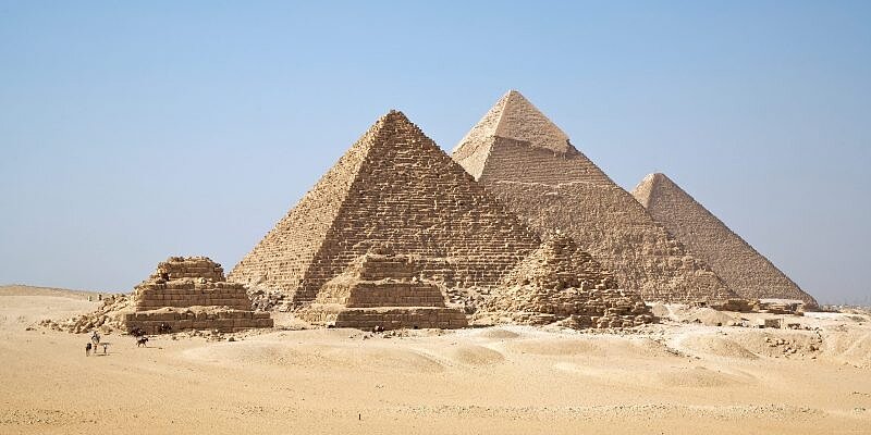 Клеопатра и пирамиды